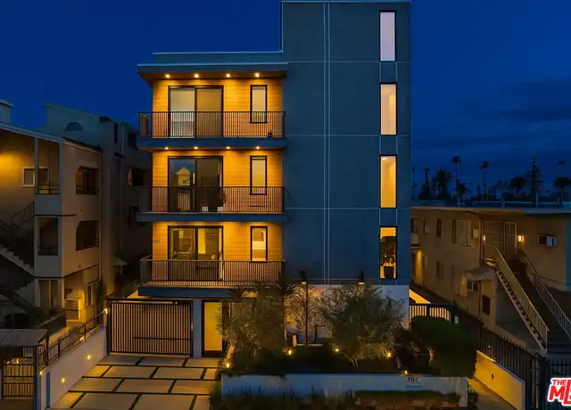 Property at 5832 Virginia Ave Unit 402, Los Angeles, CA, 90038, 1 bed, 1 bath, [object Object]