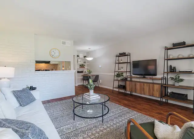 Property at 6259 Westheimer Rd Unit 312, Houston, TX, 77057, 2 beds, 1 bath, [object Object]