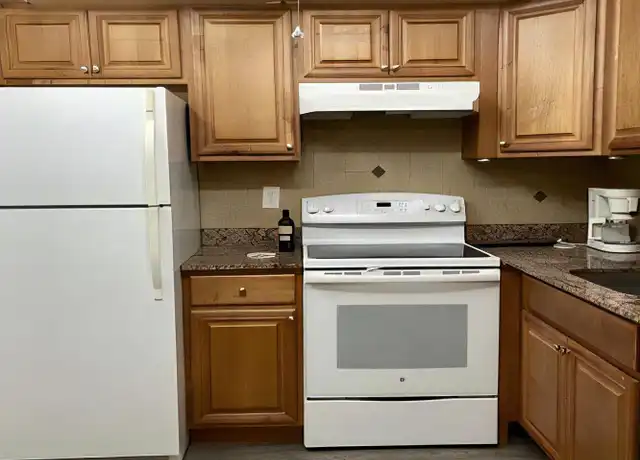 Property at 155 Valencia Dr, Delray Beach, FL, 33446, 1 bed, 2 baths, [object Object]