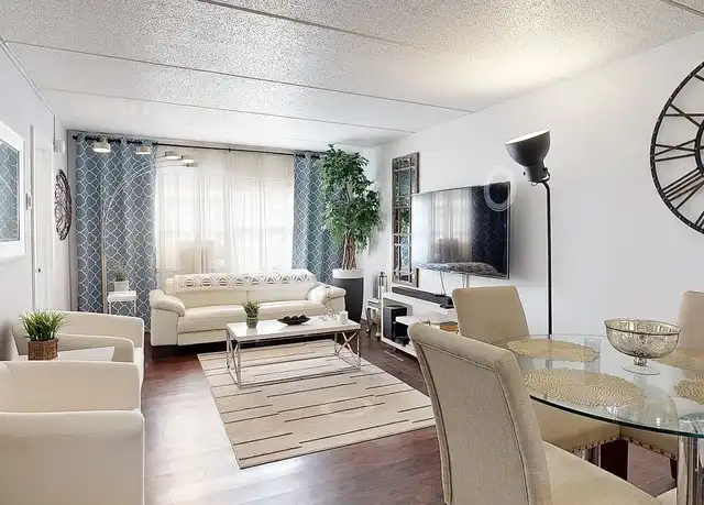 Property at South Ridge Apartments - 440 W Oak Ridge Rd, Orlando, FL, 32809, 1 bed, 1 bath, [object Object]
