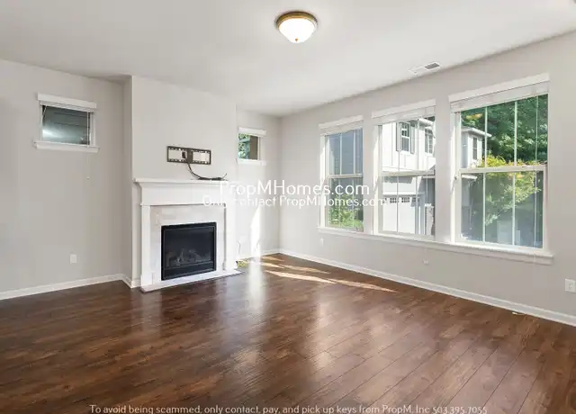 Property at 9260 SW Chopin Ln, Portland, OR, 97225, 3 beds, 2.5 baths, [object Object]