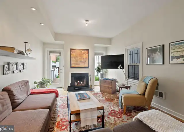 Property at 1126 G St NE, Washington, DC, 20002, 2 beds, 1.5 baths, [object Object]
