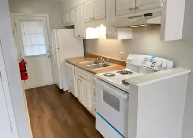 Property at 230 Lanier Dr Unit 224, Statesboro, GA, 30458, 2 beds, 2 baths, [object Object]