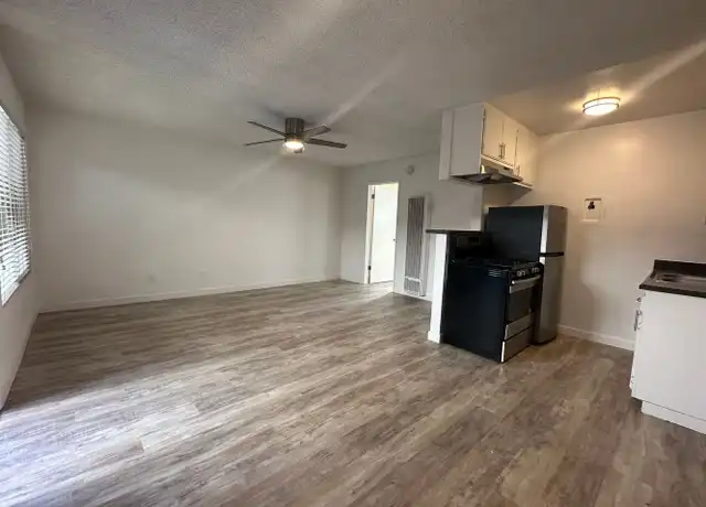 Property at 12939 Bonaparte Ave Unit 7, Los Angeles, CA, 90066, 1 bed, 1 bath, [object Object]