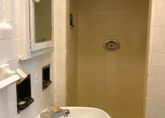 Property at 686 Rutherford Ave Apt 7a, Trenton, NJ, 08618, 1 bed, 1 bath, [object Object]