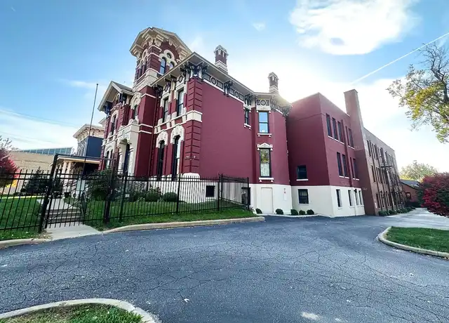 Property at Rhodes Mansion - 2905 Franklin Blvd, Cleveland, OH, 44113, 1 bed, 1 bath, [object Object]