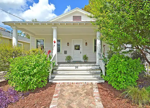 Property at 30 Lenox St, Charleston, SC, 29403, 3 beds, 2 baths, [object Object]