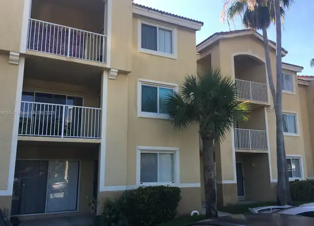 Property at 2600 S University Dr #217, Davie, FL, 33328, 1 bed, 1 bath, [object Object]