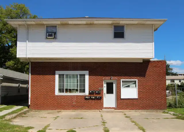 Property at 1514 W Jackson St Apt 5, Muncie, IN, 47303, 1 bed, 1 bath, [object Object]