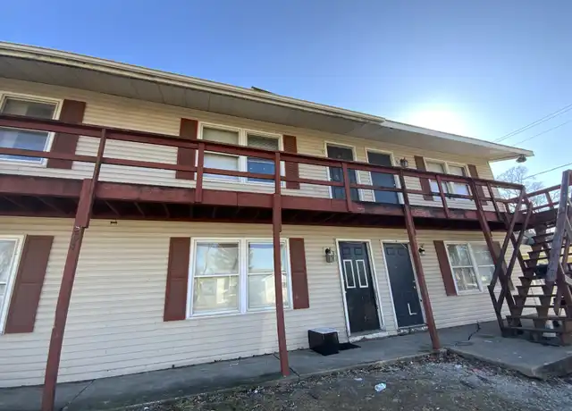 Property at 504 W Woodbury St Unit 8, Danville, IL, 61832, 1 bed, 1 bath, [object Object]
