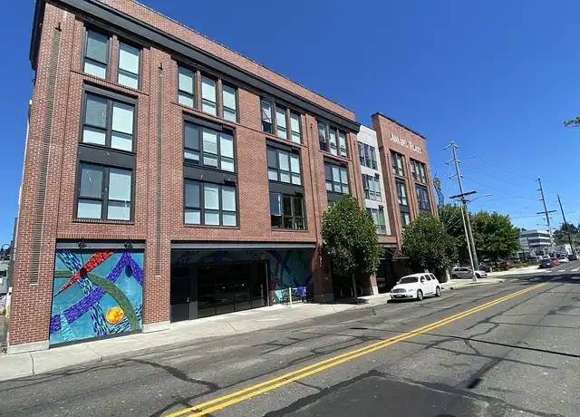 Property at Annies Artist Flats - 322 5th Ave SE, Olympia, WA, 98501, 1 bed, 1 bath, [object Object]
