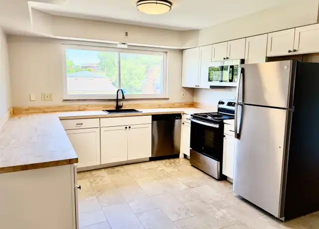 Property at 2965 Westridge Ave, Cincinnati, OH, 45238, 2 beds, 1 bath, [object Object]