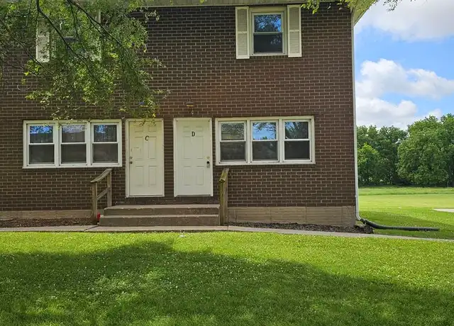 Property at 749 W 61st St Unit D, Davenport, IA, 52806, 2 beds, 1 bath, [object Object]