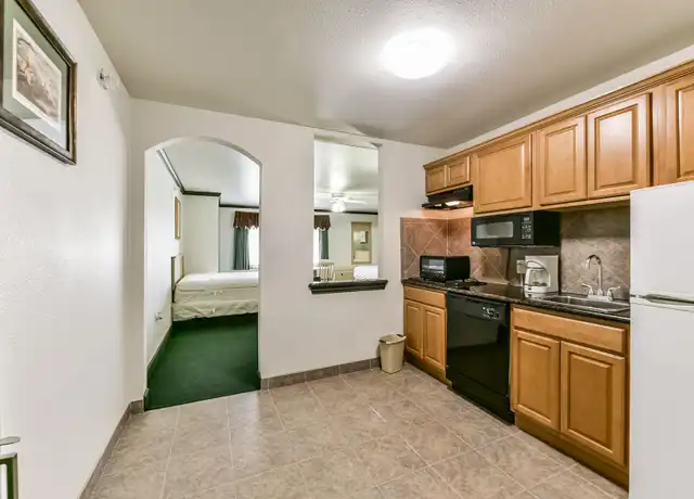 Property at 1025 Swanson St Unit 310, Houston, TX, 77030, 1 bed, 1 bath, [object Object]