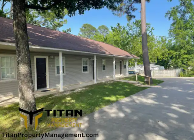 Property at 3309 Military Rd Apt 5, Benton, AR, 72015, 1 bed, 1 bath, [object Object]