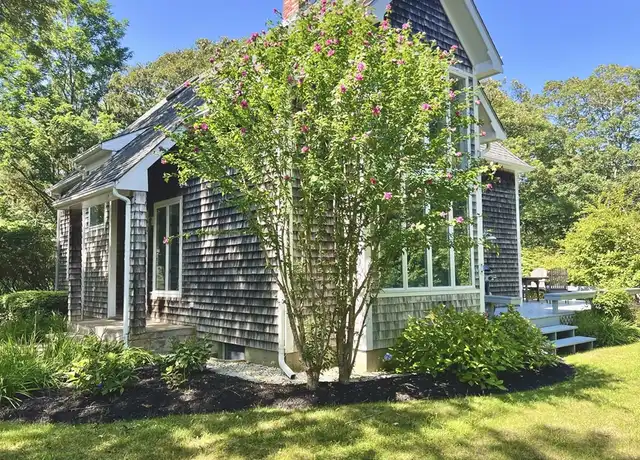 Property at 11 High Meadow Ln, Vineyard Haven, MA, 02568, 4 beds, 2.5 baths, [object Object]