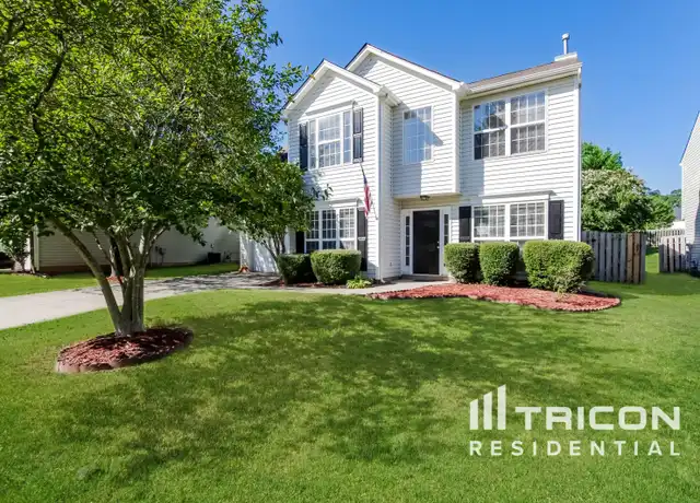 Property at 9609 Chastain Walk Dr, Charlotte, NC, 28216, 4 beds, 2.5 baths, [object Object]