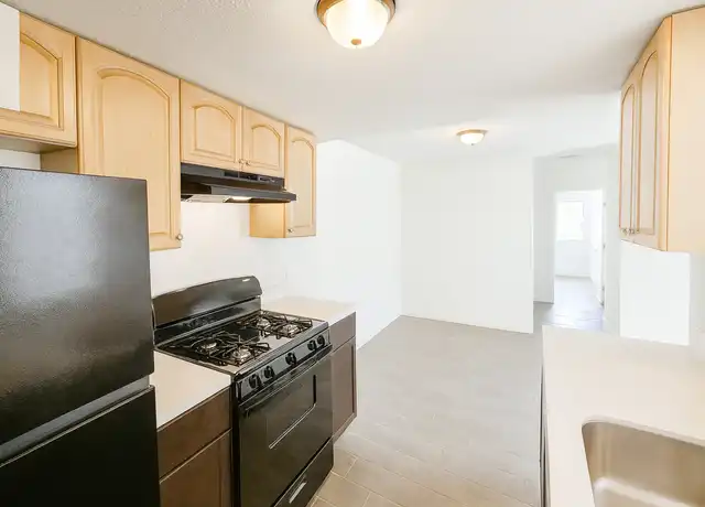 Property at 3808 Cottonwood St Unit 3808F, San Diego, CA, 92113, 2 beds, 1 bath, [object Object]