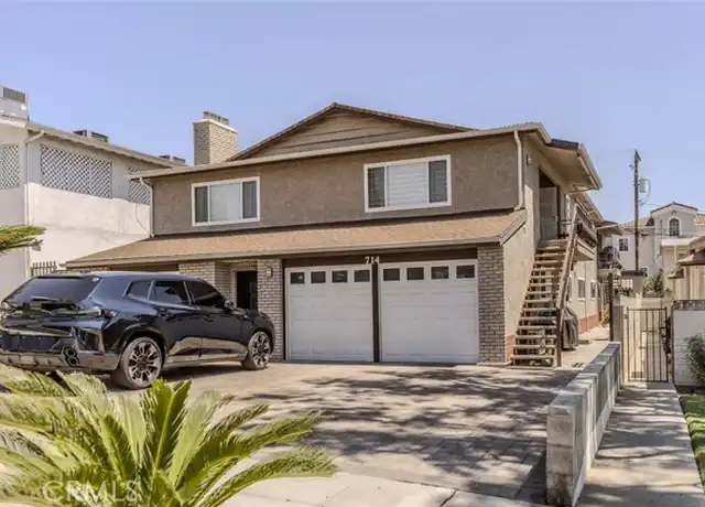 Property at 714 E Orange Grove Ave Unit B, Burbank, CA, 91501, 2 beds, 2 baths, [object Object]