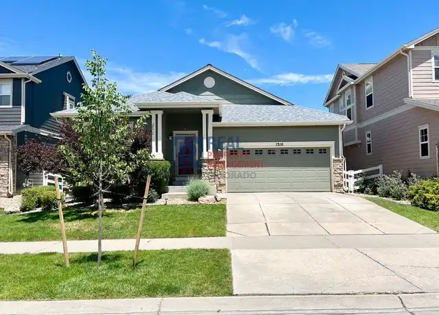 Property at 1316 S Duquesne Cir, Aurora, CO, 80018, 4 beds, 3 baths, [object Object]