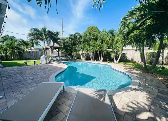 Property at 1020 S 14th Ct, Lantana, FL, 33462, 2 beds, 2 baths, [object Object]
