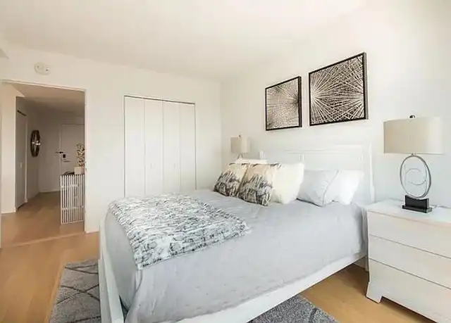 Property at 10 Halletts Pt Unit 1802, Astoria, NY, 11102, 1 bed, 1 bath, [object Object]