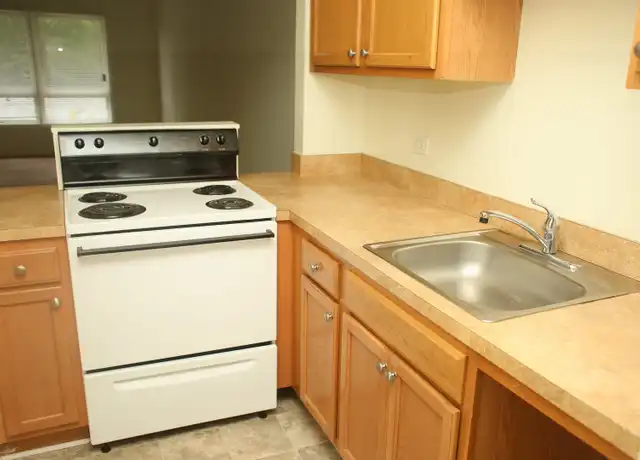 Property at 2204 N Berkshire Rd Apt 02, Charlottesville, VA, 22901, 2 beds, 1 bath, [object Object]