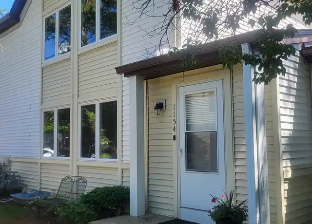 Property at 1154 Inverrary Ln #1154, Deerfield, IL, 60015, 2 beds, 1.5 baths, [object Object]