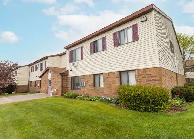 Property at 504 E 21st St, Marshfield, WI, 54449, 2 beds, 1 bath, [object Object]