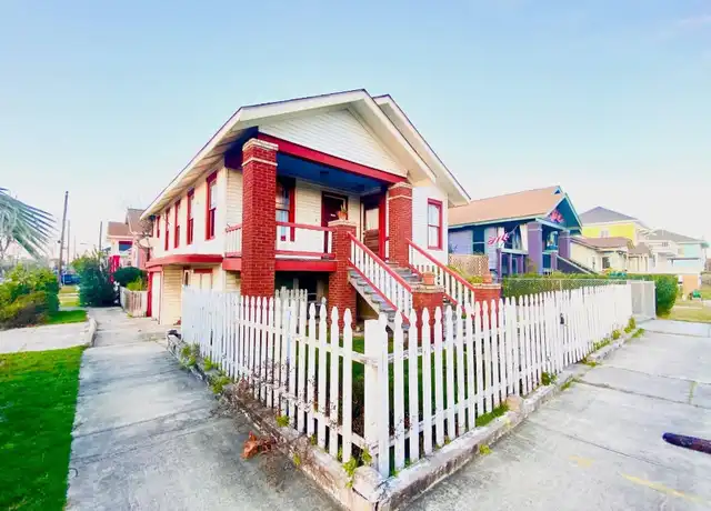 Property at 2528 Avenue Q 1/2 Unit 2, Galveston, TX, 77550, 1 bed, 1 bath, [object Object]