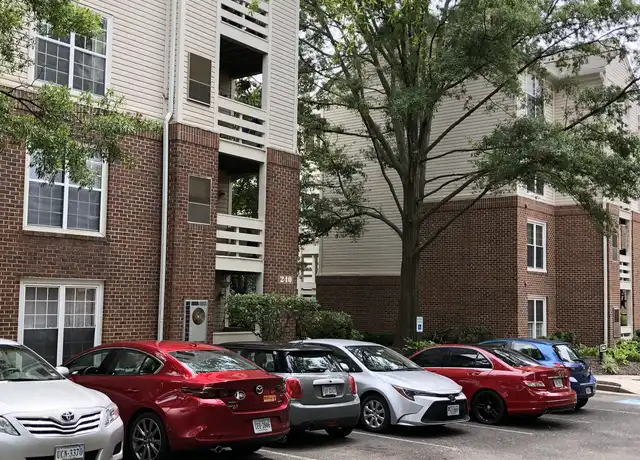 Property at 240 S Reynolds St #303, Alexandria, VA, 22304, 1 bed, 1 bath, [object Object]