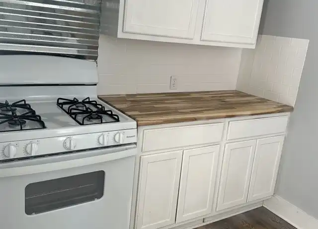 Property at 1719 1st Ter Unit 2, Hattiesburg, MS, 39401, 1 bed, 1 bath, [object Object]