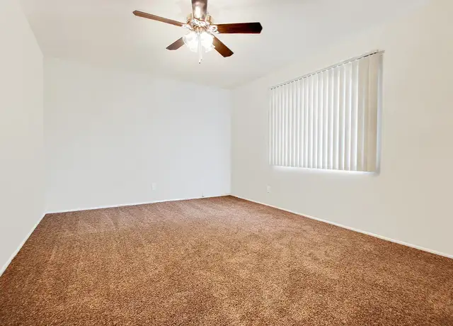 Photo of 8250 Telegraph Rd, Downey, CA 90240
