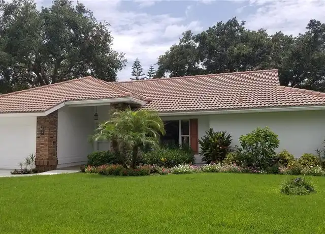 Property at 5810 Garden Lakes Dr, Bradenton, FL, 34203, 3 beds, 2 baths, [object Object]