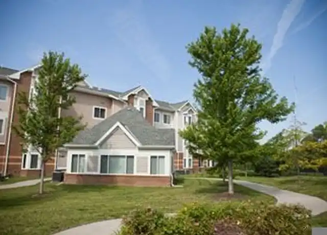 Property at 6202 Ville De Sante Dr Unit 102, Omaha, NE, 68104, 2 beds, 1 bath, [object Object]