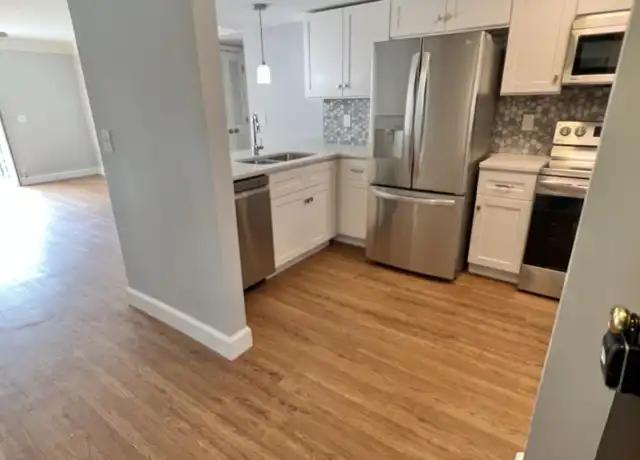Property at 707 Andrea Ln, Hanahan, SC, 29410, 2 beds, 2 baths, [object Object]