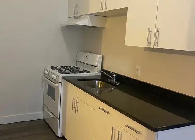 Property at 545 Middle St Unit M655-28, Fall River, MA, 02724, 3 beds, 1 bath, [object Object]