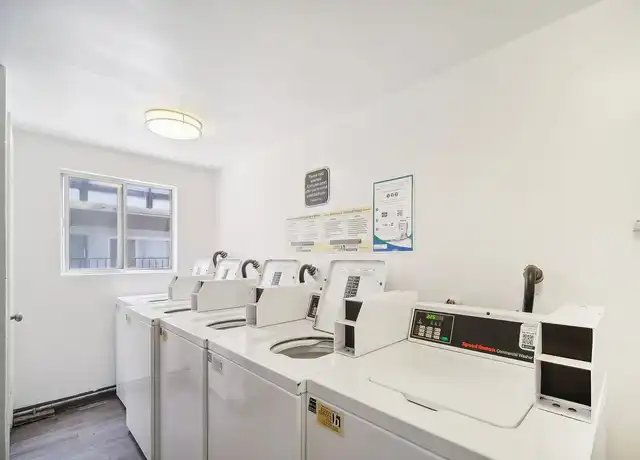 Property at 18411 Vincennes St, Northridge, CA, 91325, 1 bed, 1 bath, [object Object]