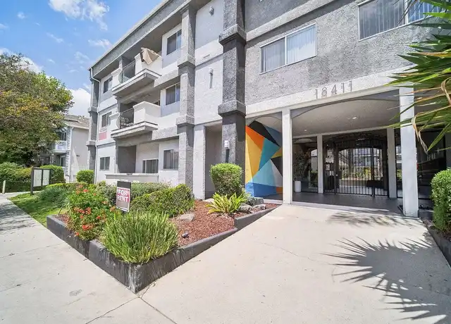 Property at 18411 Vincennes St, Northridge, CA, 91325, 1-3 bed, 1-2.5 bath, [object Object]
