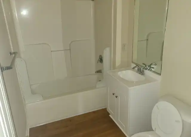 Property at 624 Delaware Ave, Burlington, NC, 27217, 4 beds, 1 bath, [object Object]