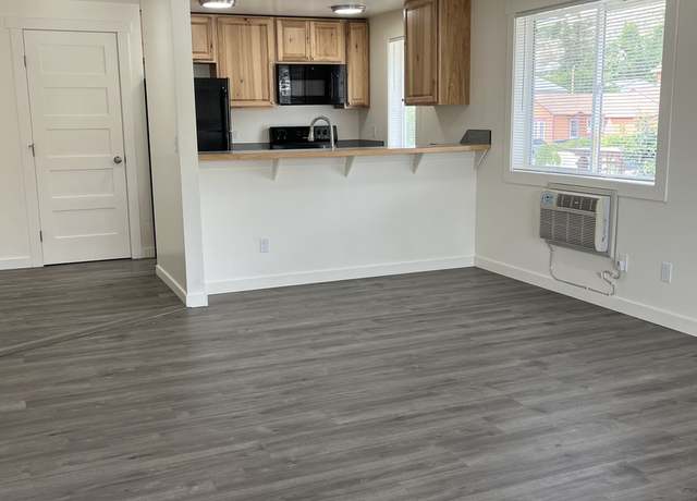 Photo of 309 W Highland Ave Unit I, Chelan, WA 98816