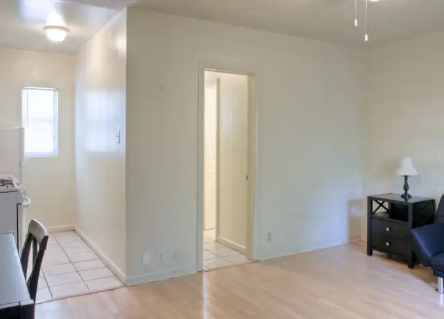 Property at 1222 NW 8th Ave Unit 6, Gainesville, FL, 32601, 1 bed, 1 bath, [object Object]