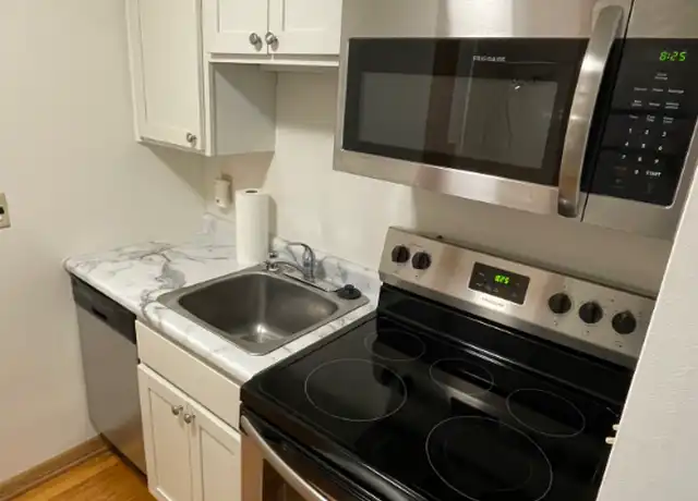 Property at 409 N Midvale Blvd Unit 2, Madison, WI, 53705, 1 bed, 1 bath, [object Object]