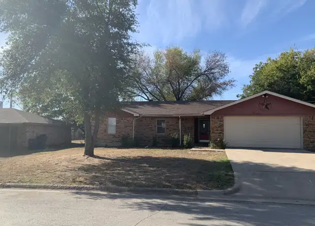 Property at 434 S Snyder Ave, Justin, TX, 76247, 3 beds, 2 baths, [object Object]