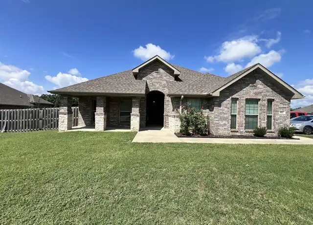Property at 661 Fox Spur, Pea Ridge, AR, 72751, 4 beds, 3 baths, [object Object]