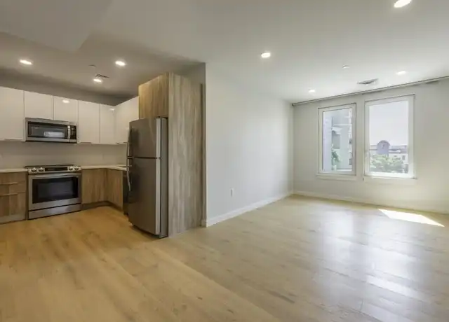 Property at 71 Bow St, Somerville, MA, 02143, 1 bed, 1 bath, [object Object]