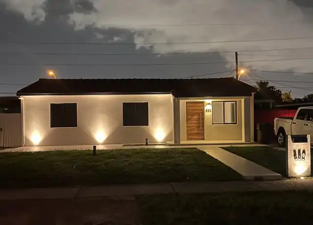 Property at 850 E 34th St, Hialeah, FL, 33013, 3 beds, 2 baths, [object Object]