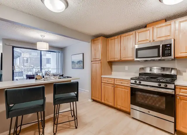 Photo of 7230 York Ave S, Minneapolis, MN 55435