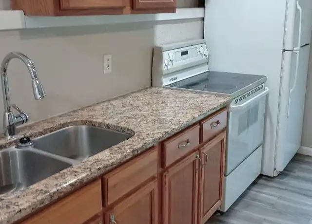 Property at 1412 E Voorhis Ave Unit 2, DeLand, FL, 32724, 0 beds, 1 bath, [object Object]