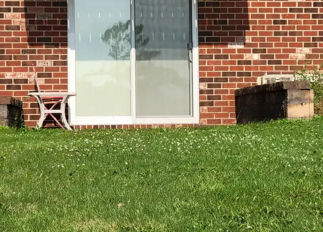 Property at 4349 Inner Circle Dr Unit A8, Brunswick, OH, 44212, 2 beds, 1 bath, [object Object]